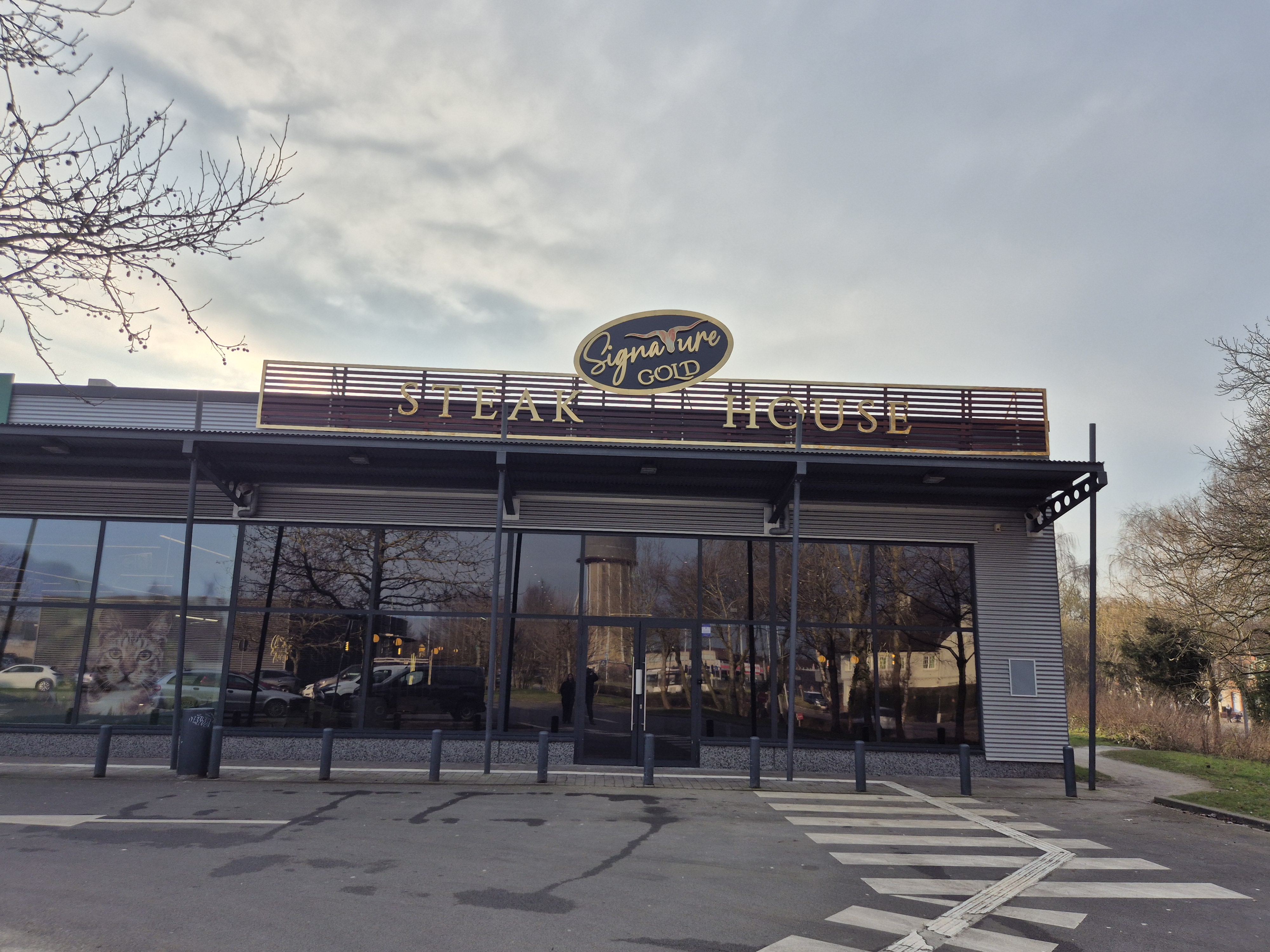 Lichtbak laten maken in Beernem | Gratis plaatsing